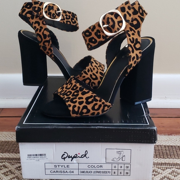 qupid leopard block heels